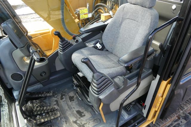 https://cdn.truckertotrucker.com/large/d7606987-db4e-4817-a662-9b01a5c0baa8.jpg?