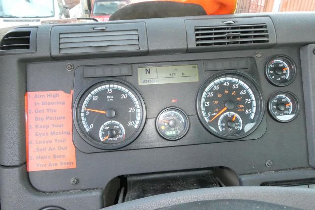 https://cdn.truckertotrucker.com/large/e3cb9e60-1041-4733-b8bc-47737f24d2a6.jpg?