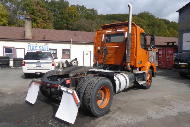 https://cdn.truckertotrucker.com/large/f11df624-ae8f-4712-abec-72879b29c1cb.jpg?