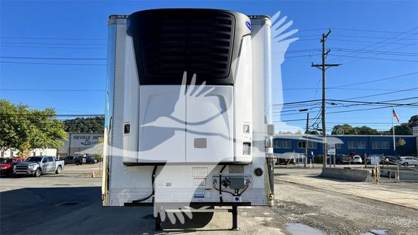 Refrigerated trailer rear view showing cooling unit on Vanguard Cool Globe trailer with VIN 527SR532XPM031809 and stock 53-6077.