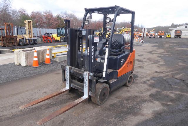 2012 Doosan GC25P-5 Lift #